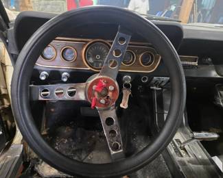 Includes 1 set of keys