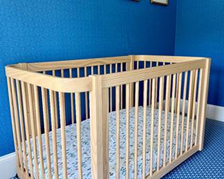 Nestig Adjustable Wave Crib