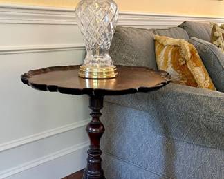 Vintage Pie Crust Table