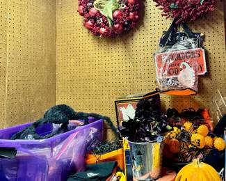 Halloween Decor