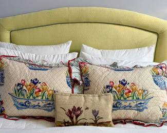 All sorts of great pillows and linens