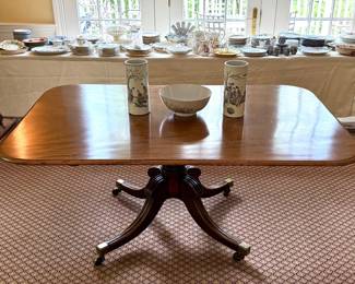 Vintage Duncan Phyfe Pedestal Dining Table