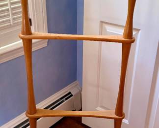 Valet Stand