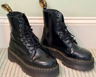 Dr. Marten Boots