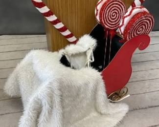VBB205 Oversized Candy Canes & Lollipops, a Red Sleigh & More