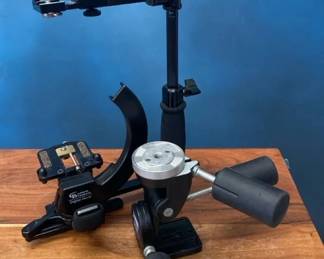 VBB119 Custom Brackets Digital PRO-M Rotating Flash Bracket & Manfrotto 3029 Pan/Tilt Head