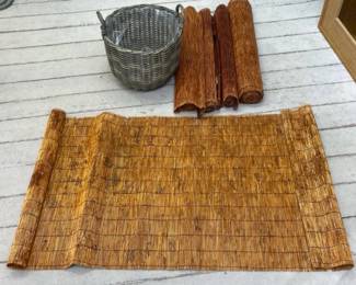 VBB189 Bamboo Blinds and Woven Plastic Basket