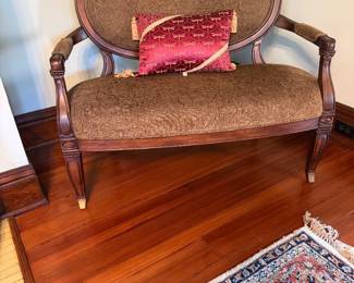 #1 - $160 - Modern setae oval back paisley pattern 45x30x40