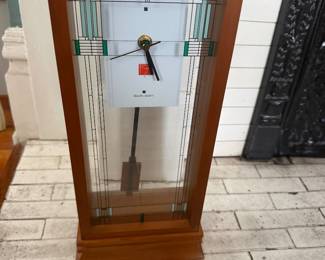 #44 - $80 - Bulova B1839 Willits Frank Lloyd Wright Solid Wood Mantel Clock Glass Art deco 7x4x16