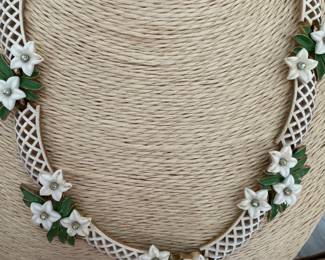 #30 - $150 Vintage Trifari signed necklace white / floral