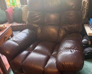 #28 - $110 - Brown manual recliner 40x41x44
