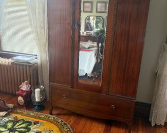 #52 - $480 - Mahogany wardrobe matching dresser 47Wx18Dx75T
