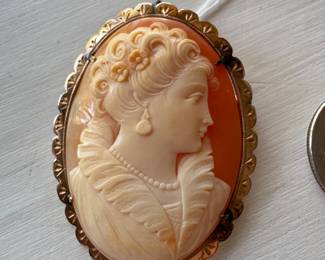 #14 = $175.00 14kt tested gold cameo