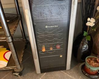 #55 - $75 - Wine cabinet Avalon bay 15 bottles