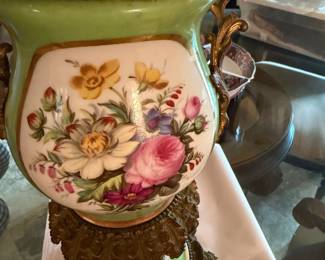 #18. $140 - 19th century Old Paris porcelain lamp oil green & floral 7x25