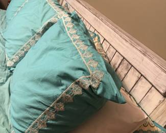King size bed shabby chic greyish headboard & frame with mattress included