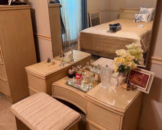 #57 - $250 - Cream color vanity 5 drawers with mirror and stool 50wx18dx64