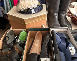 VINTAGE TAP SHOES IN ORIGINAL BOX, MORE SHOES