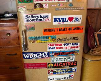 1940s FRIGIDAIRE!! NOT WORKING BUT STILL COOL