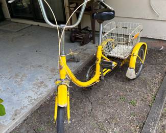 SCHWINN 3 WHEELER WITH BASKET