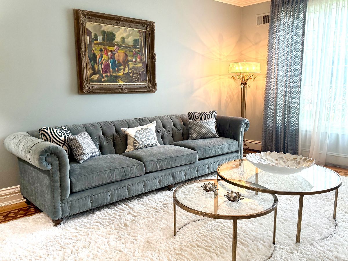 Bernhardt 9 ft chesterfield sofa