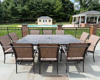 Fortunoff Patio Set 10 chairs