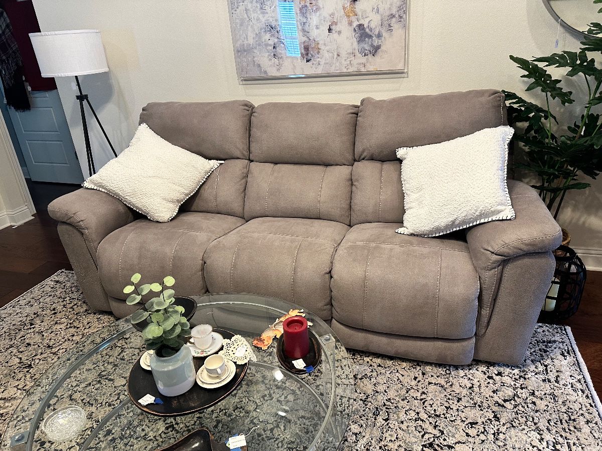 power reclining sofa