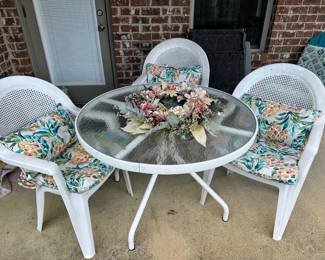 outdoor table and 3 chairs