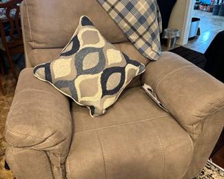 Power recliner