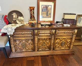 dresser