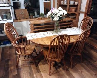 oak double pedestal dining table with 4 leaves