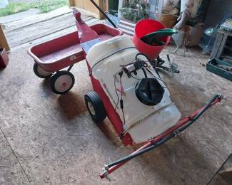 pull behind chemical sprayer, red wagon, Earthway chemical spreader