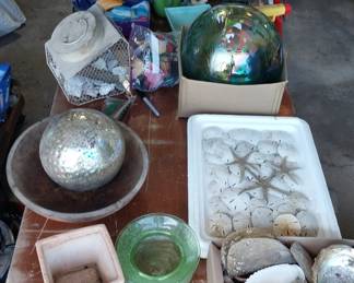 sand dollars, gazing balls, garden, patio decor