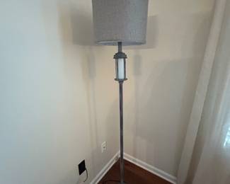Floor lamp
