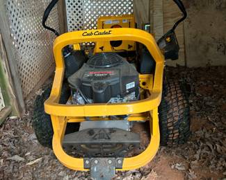 Cub Cadet Ultimate ZT1 zero- turn Mower
