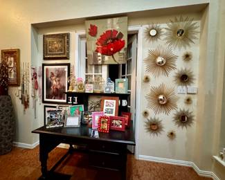 Wall decor 