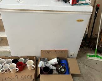 Small Freezer - yes it works