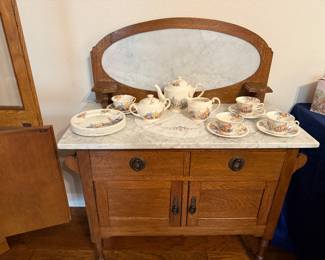 Marble top wash stand Swinnertons Old English Garden pattern from the 1930's
