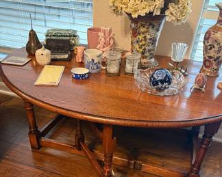 wonderful oak gateleg coffee table