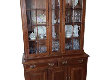 Pennsylvania House 2pc China Cabinet
