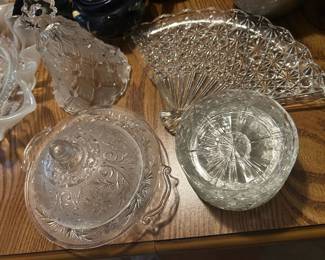 Assorted glassware