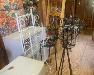 Riverview plant stands