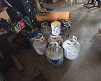Shop heater & gas tanks