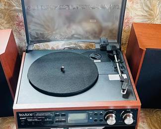 Stereo/Speakers