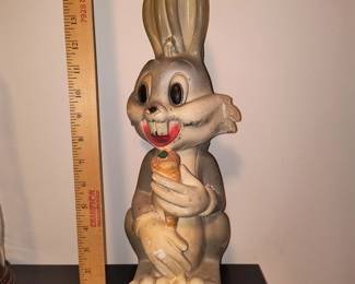 Early Bugs Bunny chalk ware bank