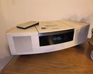 Bose radio with remote 