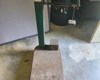 Feed mill scale