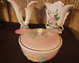 Hull vases and lidded pot