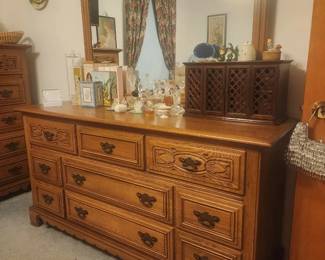 Link Taylor Bedroom Suite
