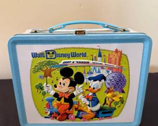 Walt Disney World Souvenir Metal Lunch Box